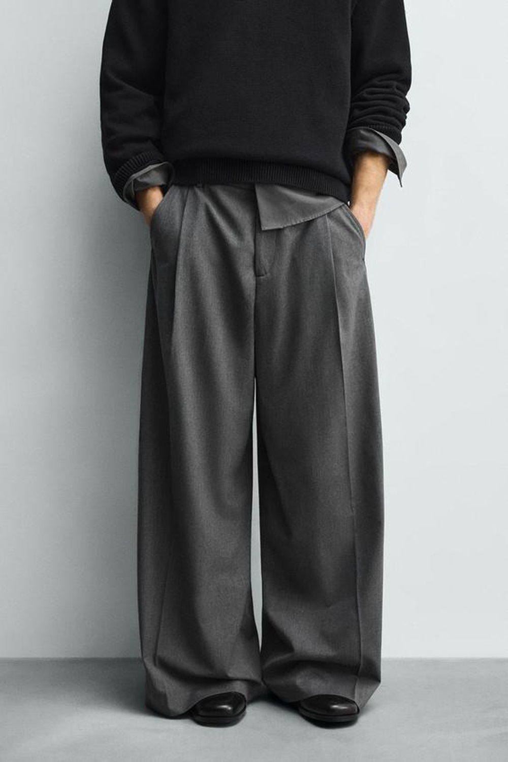 ZARA БРЮКИ WIDE FIT СО СКЛАДКАМИ, СЕРЫЙ