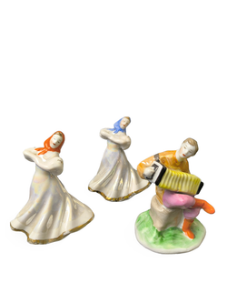 Фарфоровые статуэтки "Русский перепляс" Дулево