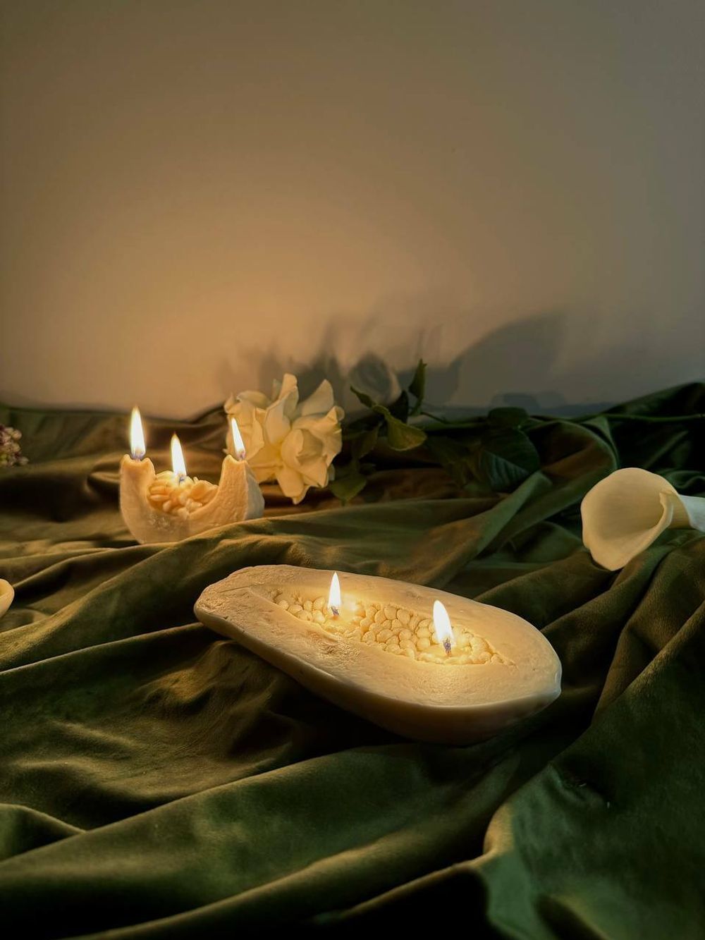 Купить Свеча Unification Love Интерьерная Папайя Белая (Папайя и макадамия) Свеча Unification Love Интерьерная Папайя Белая (Папайя и макадамия)