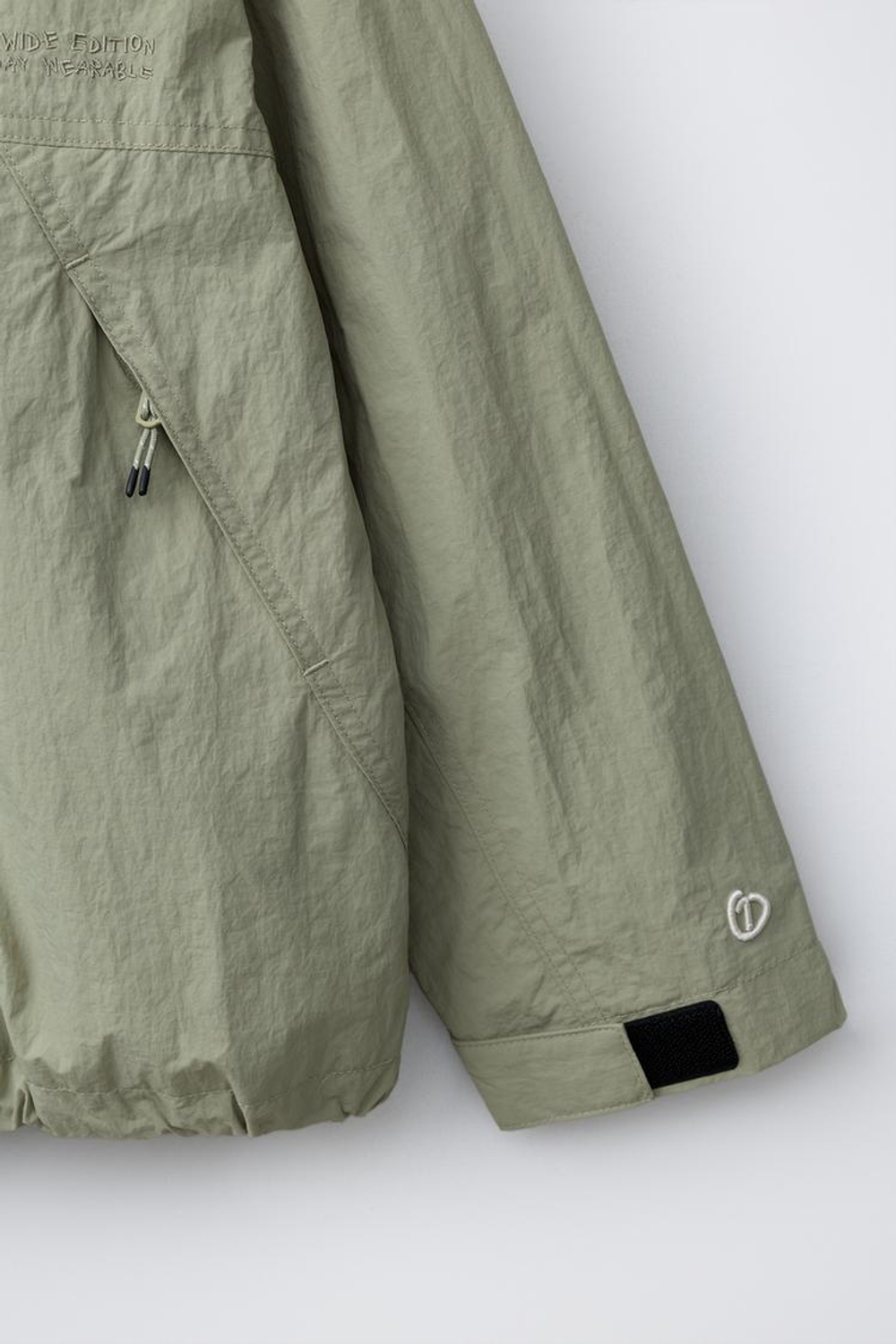 ZARA ДОЖДЕВИК С КАПЮШОНОМ WATER REPELLENT, ЗЕЛЕНОВАТЫЙ