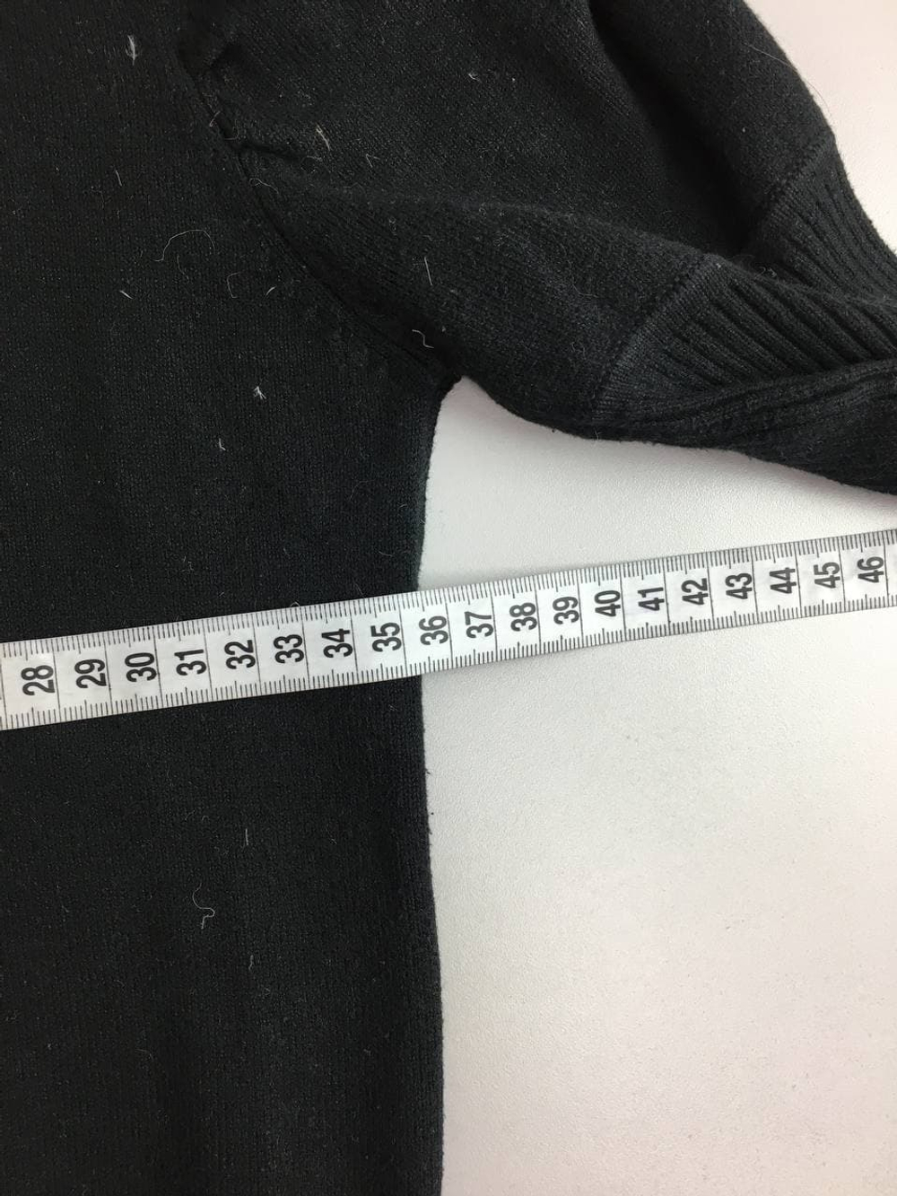 Джемпер с сердечком на 10 лет