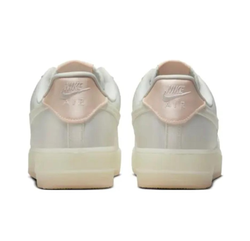 Женские кроссовки Nike Air Force 1 '07 LV8 'Sail Barely Orange' HQ3762-133