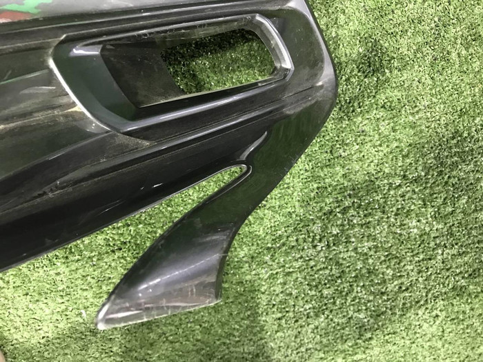 Решетка переднего бампера Toyota Camry xv70 (2017-2021)