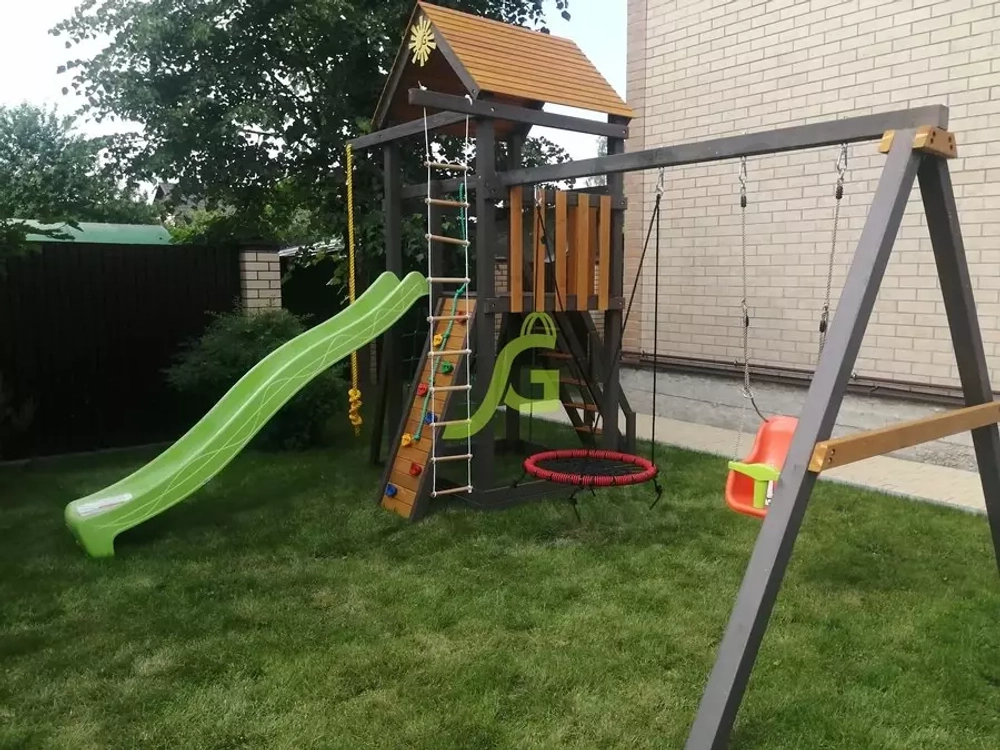 Детская площадка