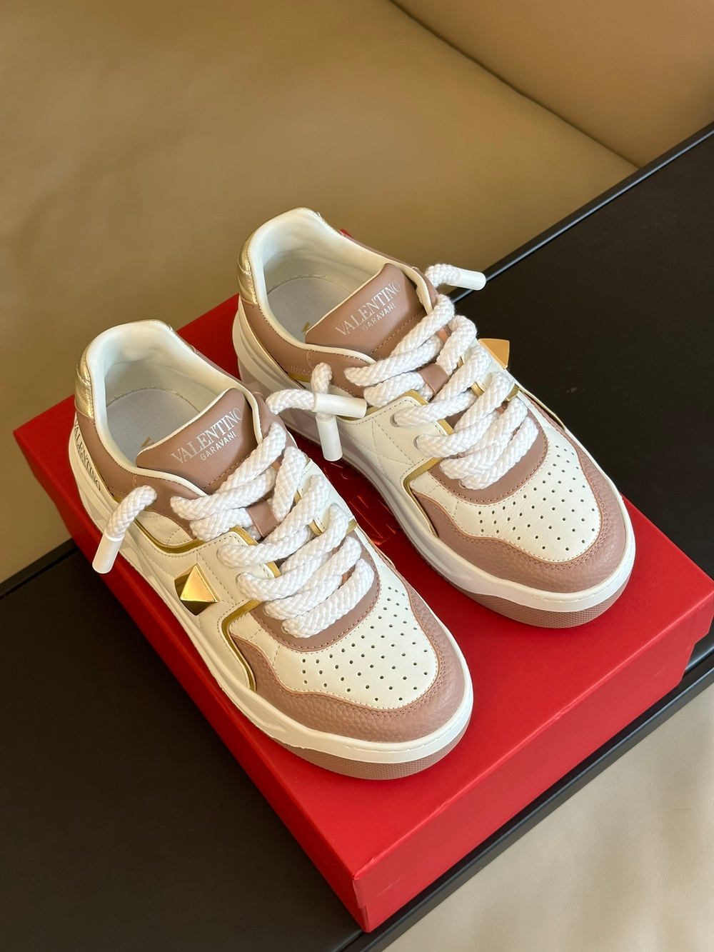 Valentino Garavani One Stud Sneaker