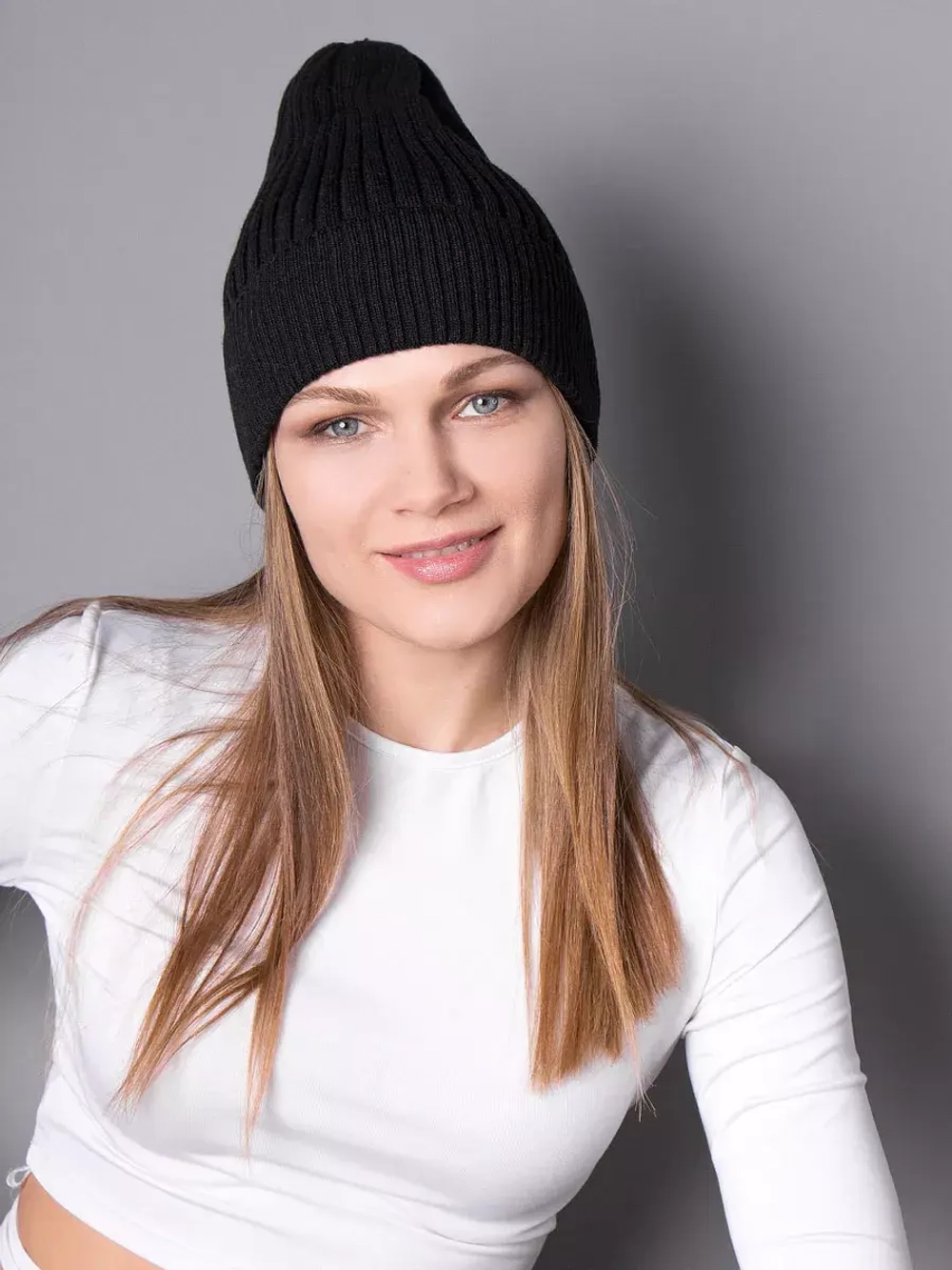 Шапка для девочки осенняя вязаная