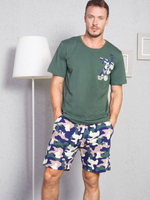 Трикотажный мужской комплект с камуфляжными шортами (Размер: S) (Цвет: зеленый)