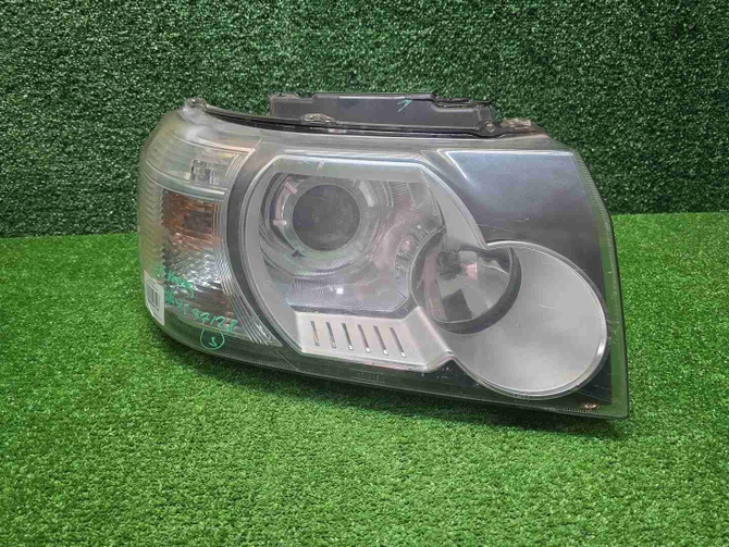 Фара правая Land-Rover Freelander 2 (2006-2012)