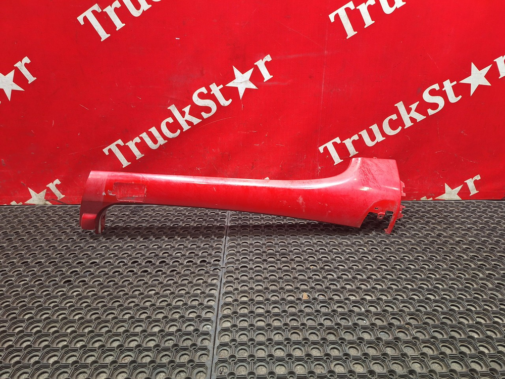 Накладка стойки лобового стекла правая 2023г.