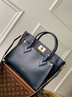 Louis Vuitton On My Side MM