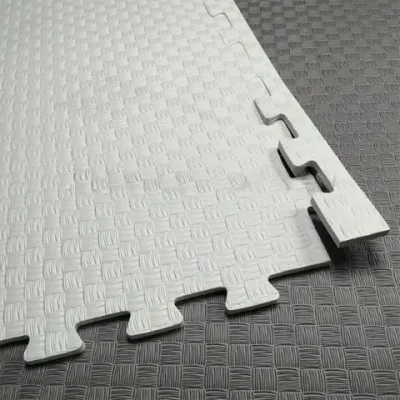 Мягкий пол 1000x1000x8-9 мм 35-40 шор