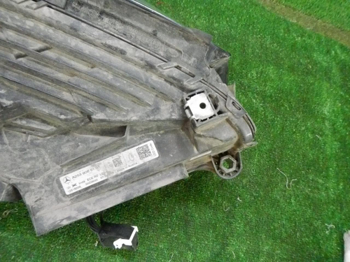 Фара левая Mercedes GLC X253 (2015-2019) LED