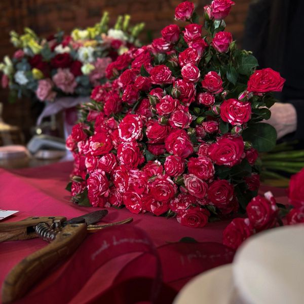 Уход за цветами: простые шаги, которые продлят жизнь вашего букета