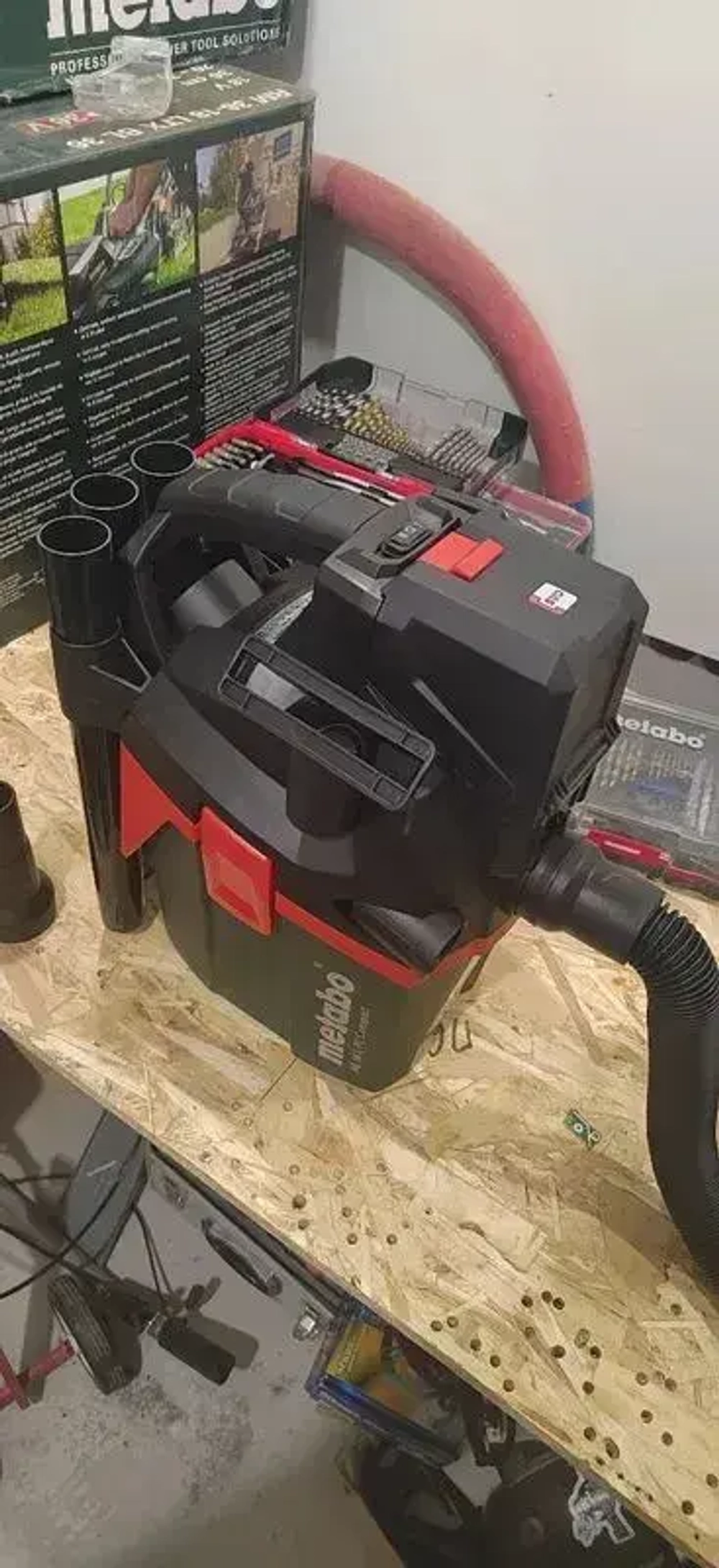 Строительный пылесос 18 л, 300 Вт