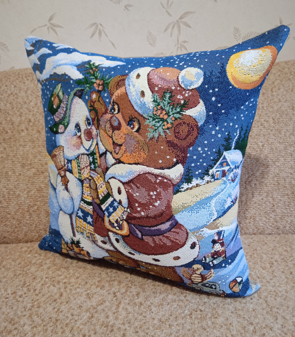 Декоративная гобеленовая наволочка для интерьерной подушки Новый год 47*47