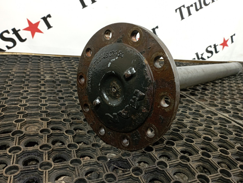 Полуось без блокировки.