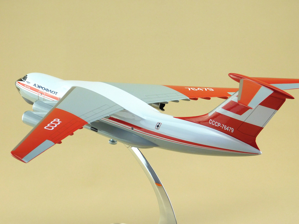 Модель самолета Ил-76ТД (М1:100, Аэрофлот полярный)