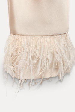 ZARA УКОРОЧЕННЫЙ АТЛАСНЫЙ ТОП С ПЕРЬЯМИ, ТЕЛЕСНО-РОЗОВЫЙ