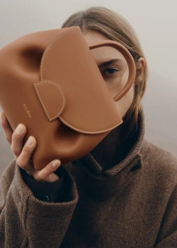 POLENE СУМКА NUMERO UN NANO, РЫЖЕВАТО-КОРИЧНЕВЫЙ