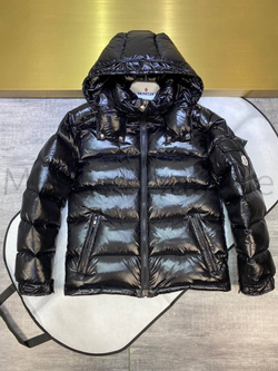 Черный пуховик Moncler Maya премиум класса