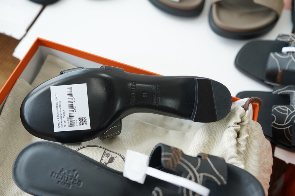 Мюли из натуральной кожи