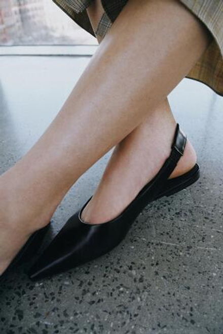 ZARA БАЛЕТКИ-МЮЛИ С ОСТРЫМ НОСОМ, ЧЕРНЫЙ