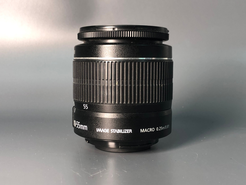 Canon 600d Kit 18-55 8100 кадров пробега