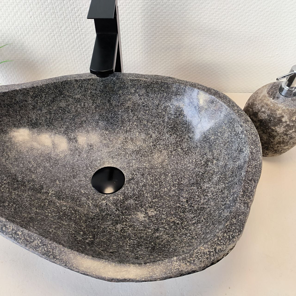 Раковина из речного камня RS-66027 57х42х15 из натурального камня