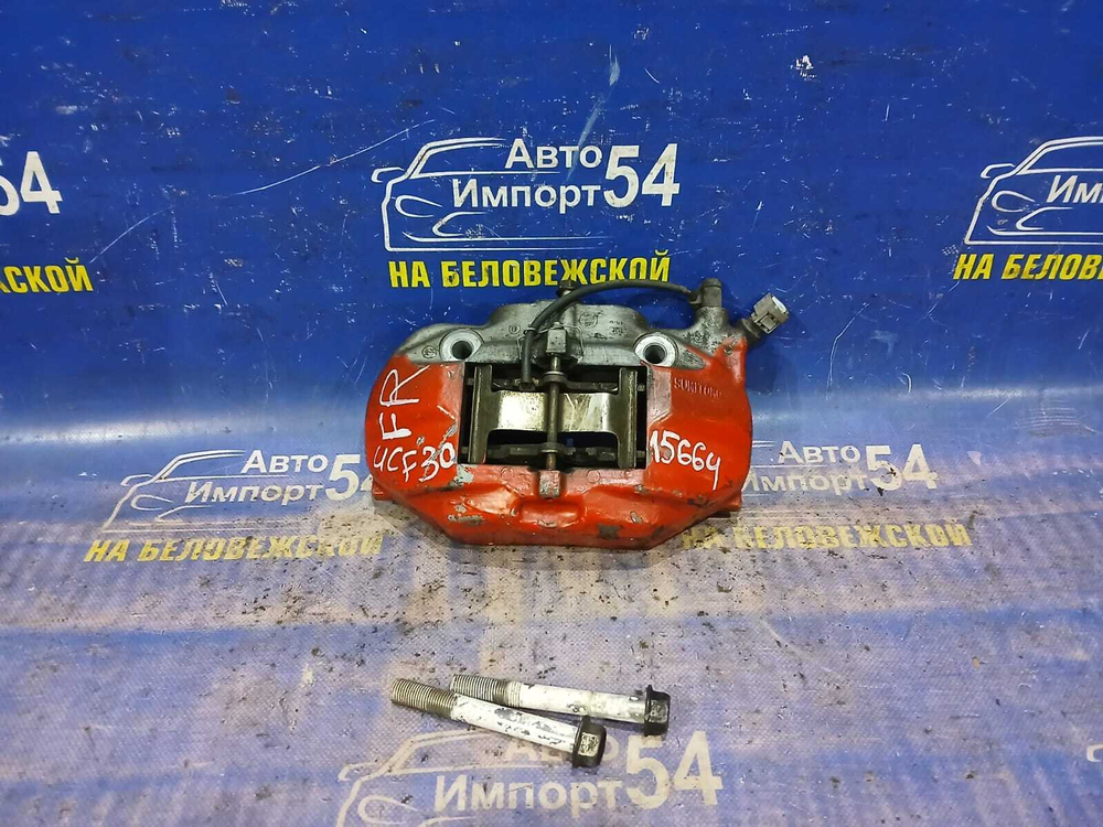 Суппорт тормозной передний правый TOYOTA CELSIOR 2003-2006