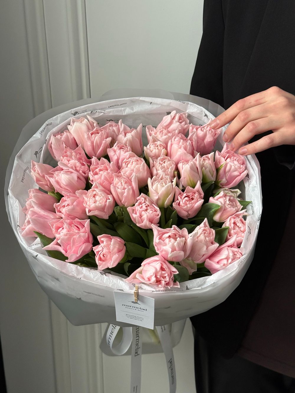 Букет из 35 нежно-розовых пионовидных тюльпанов