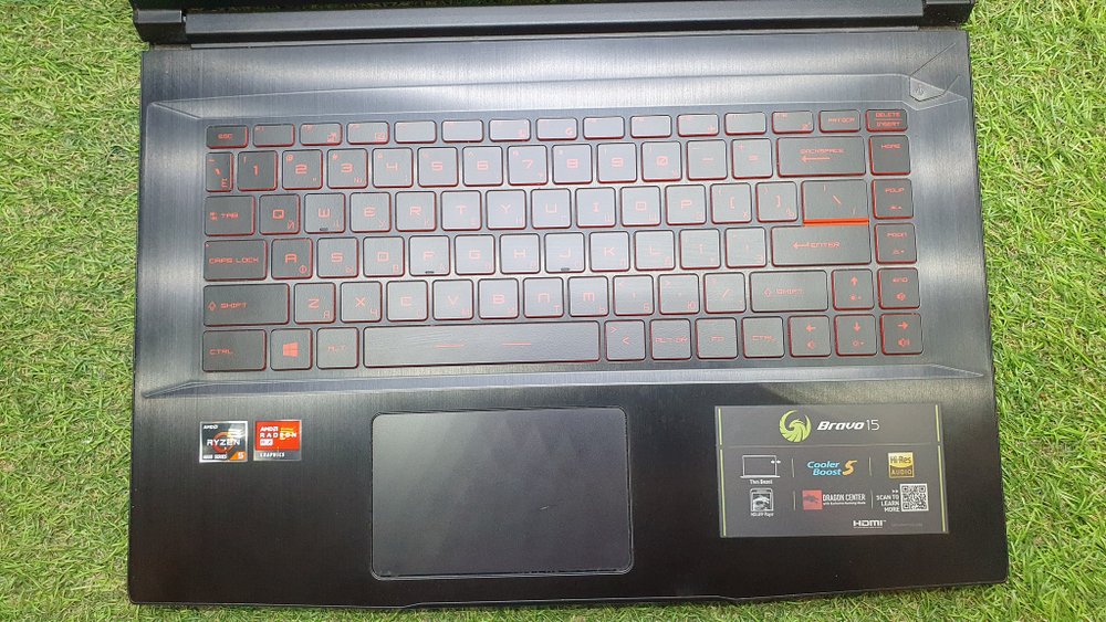 Игровой MSI Ryzen 5/16Gb/Rx 5500M 4Gb/FHD/Bravo 15 A4DDR-068XRU 9S7-16WK12-068/Windows 10