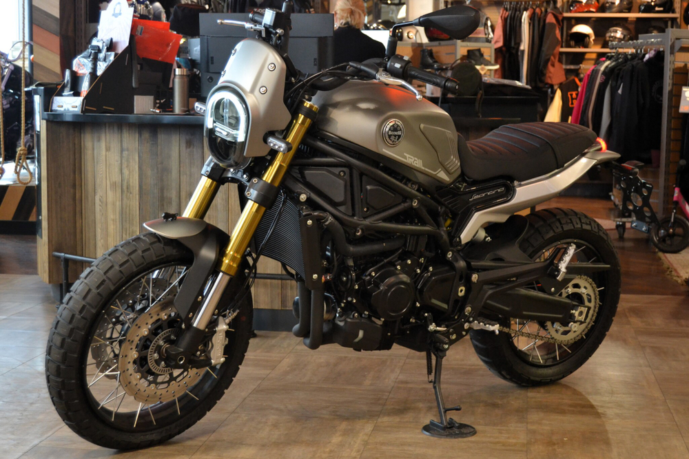 Benelli Leoncino 800 Trail