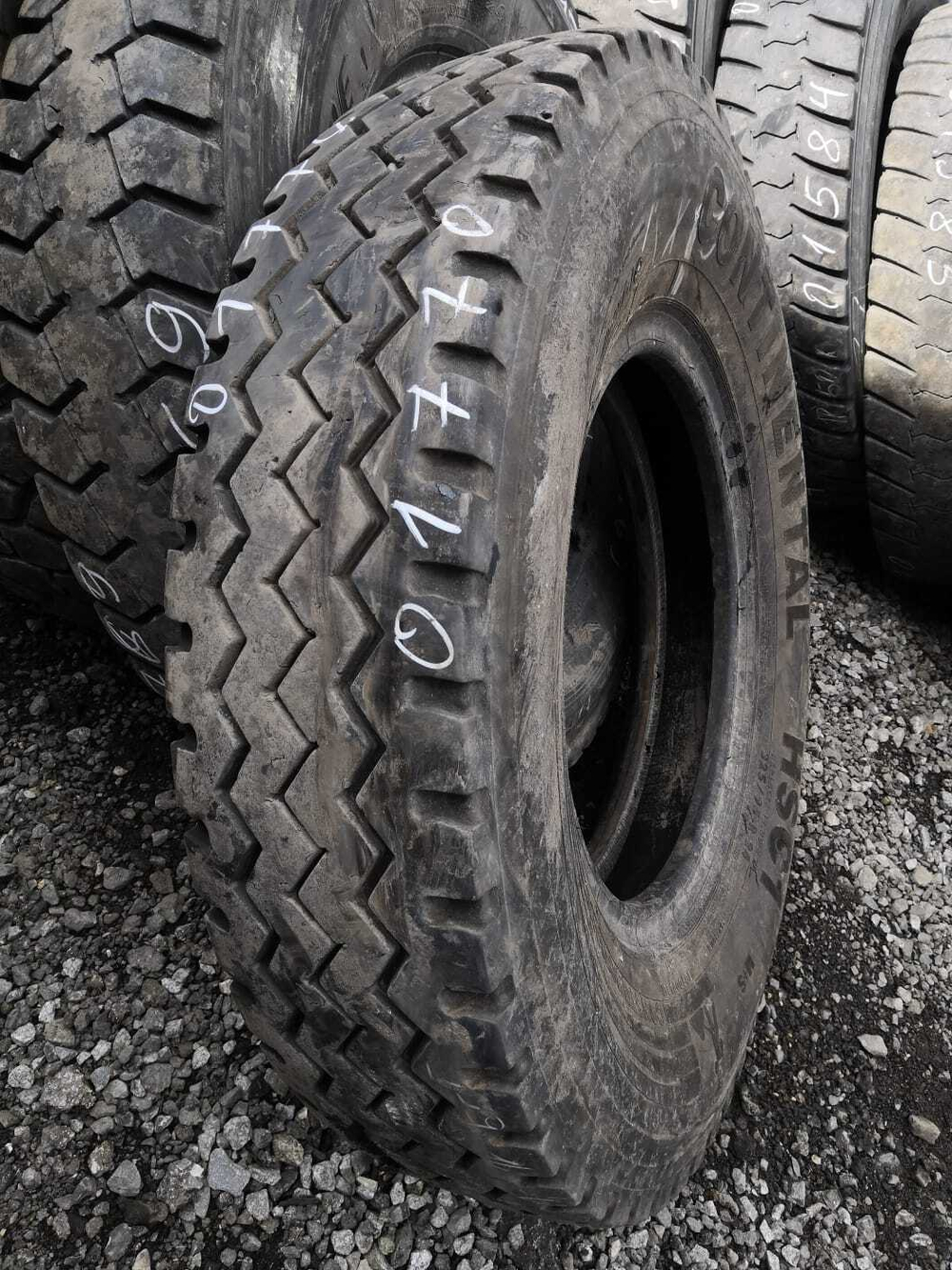 325/95R24 Continental HSC1 шина б/у