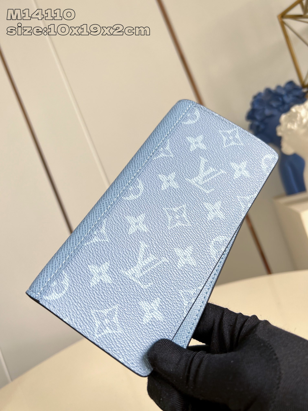 Louis Vuitton Brazza Wallet