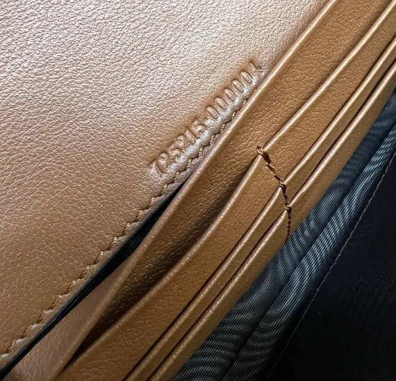 Кошелек на цепочке Gucci Blondie Continental коричневый