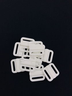 Застежка пластик белая 10 мм