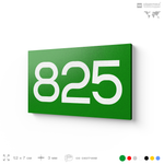 Номер на дверь 825, табличка на дверь для офиса, квартиры, кабинета, аудитории, склада, зеленая 120х70 мм, Айдентика Технолоджи