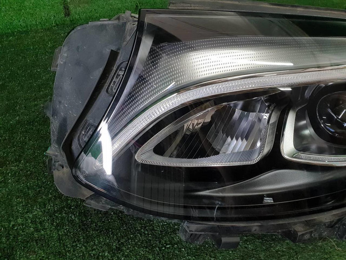 Фара левая Mercedes GLC X253 (2015-2019) LED