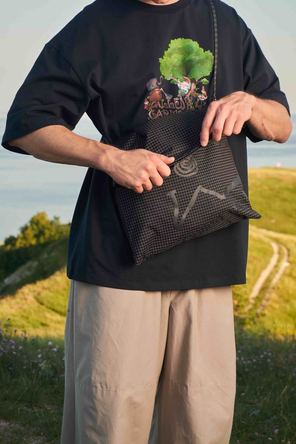 Сумка Artifact Pro Jet Black - фото 1