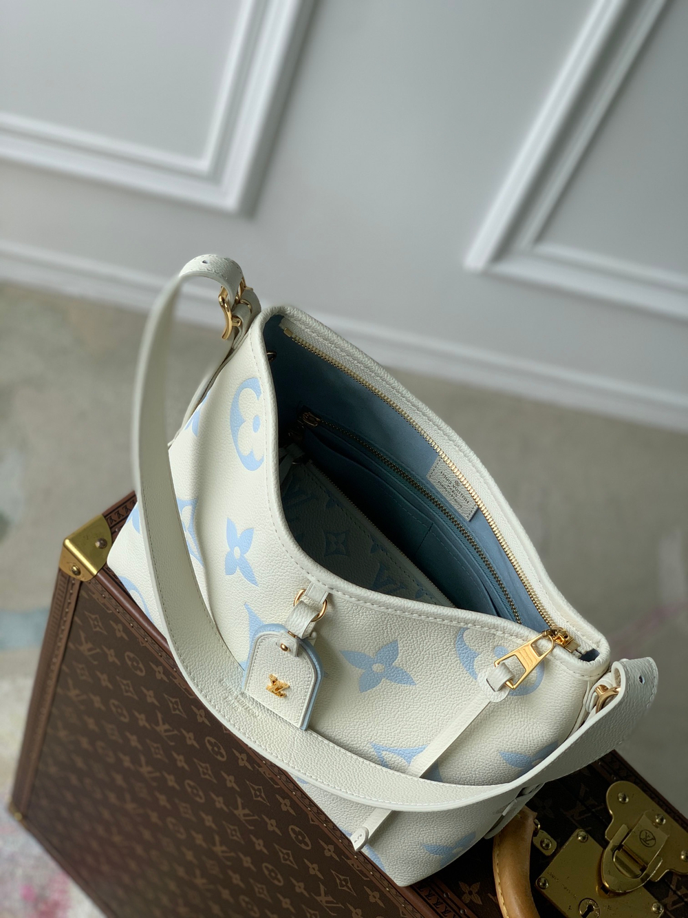 Louis Vuitton CarryAll PM