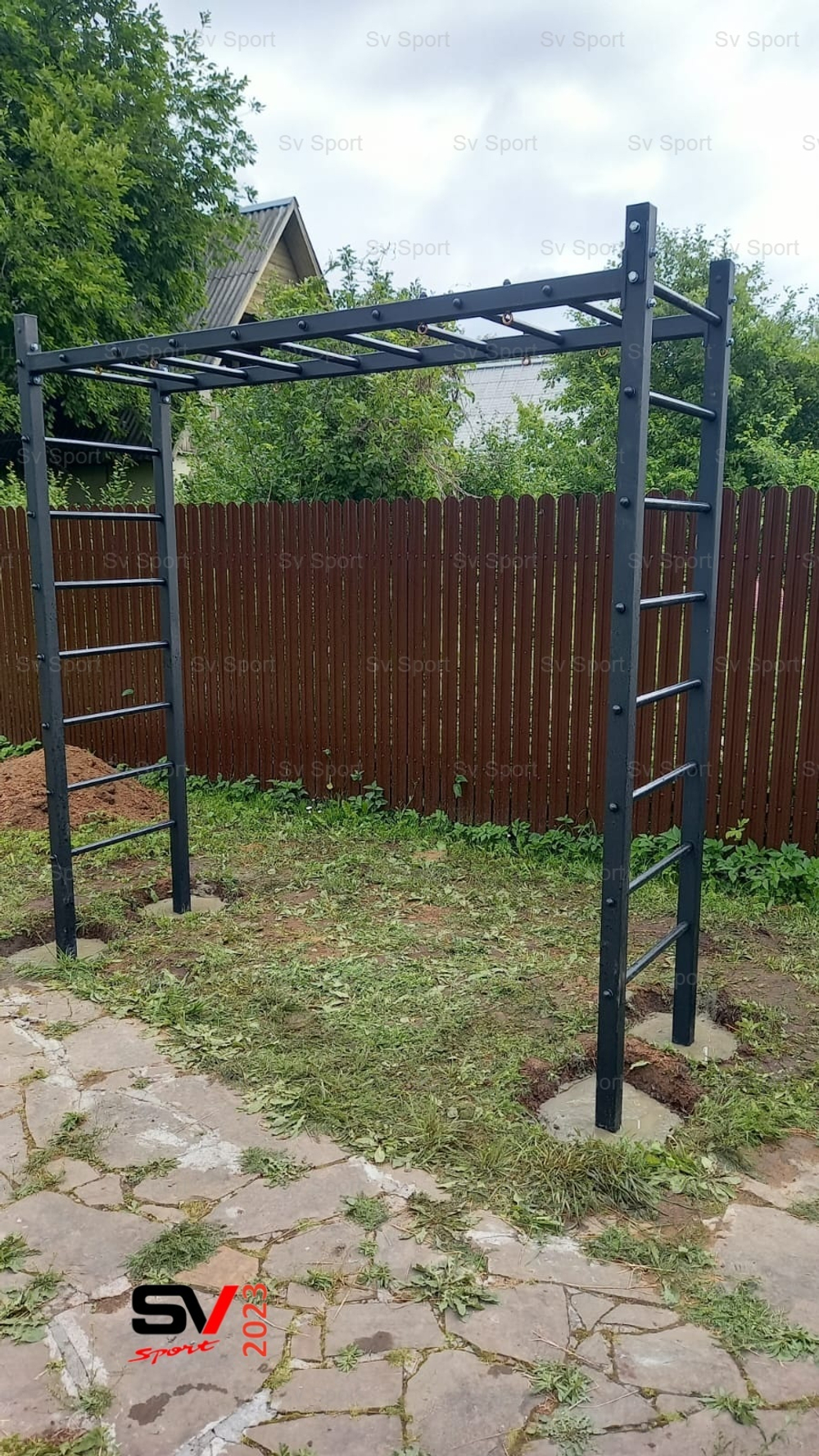 Монтаж уличной шведской стенки Sv Sport Рукоход (4 вертикальных столба)