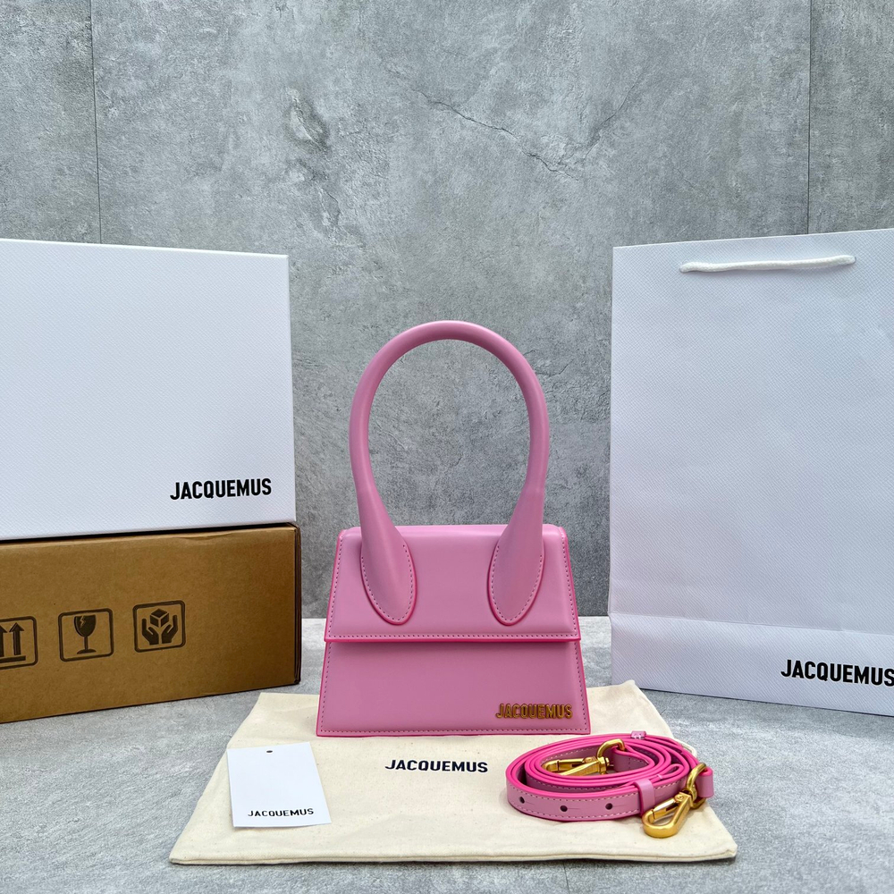 Jacquemus Le Chiquito Moyen 18 cm