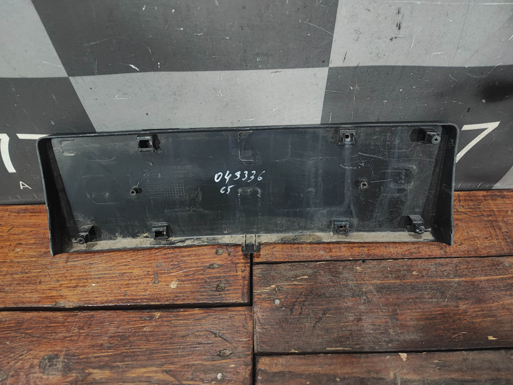 Площадка гос. номера Omoda S5 22-нв Б/У Оригинал 602002856AA