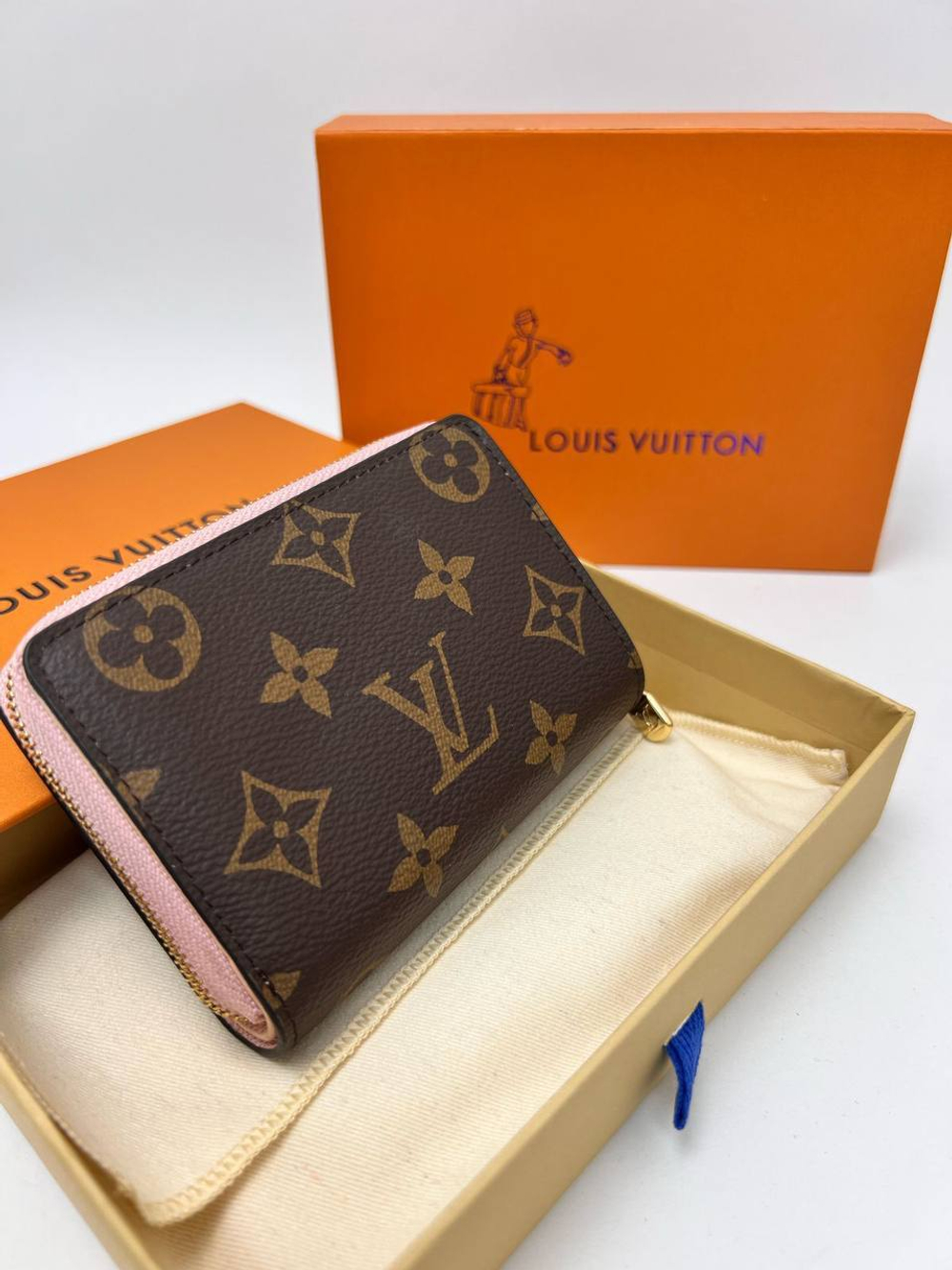 Кошелек Louis Vuitton