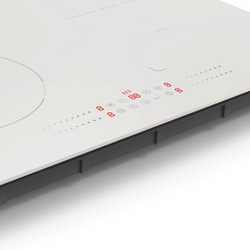 Индукционная варочная панель Hansa PRO CHEF BHIW68600