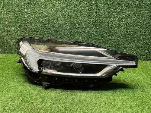 Фара правая Volvo XC60 2 (2017-2021) LED