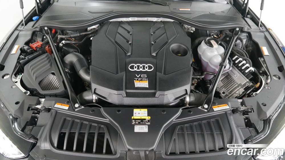 Audi A8 (D5) 55 TFSI Quattro Premium LWB (12.2022)