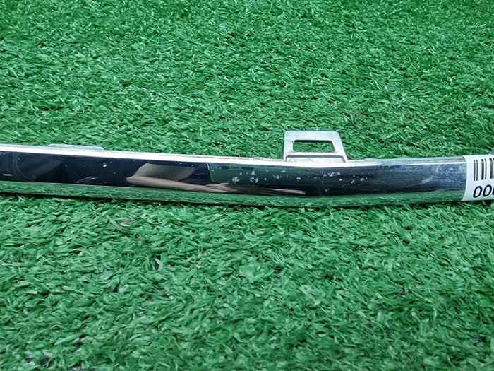 Молдинг перед. бампера Mercedes GLE V167 18-24 AMG