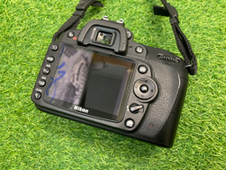 Nikon D90 9.300 кадров