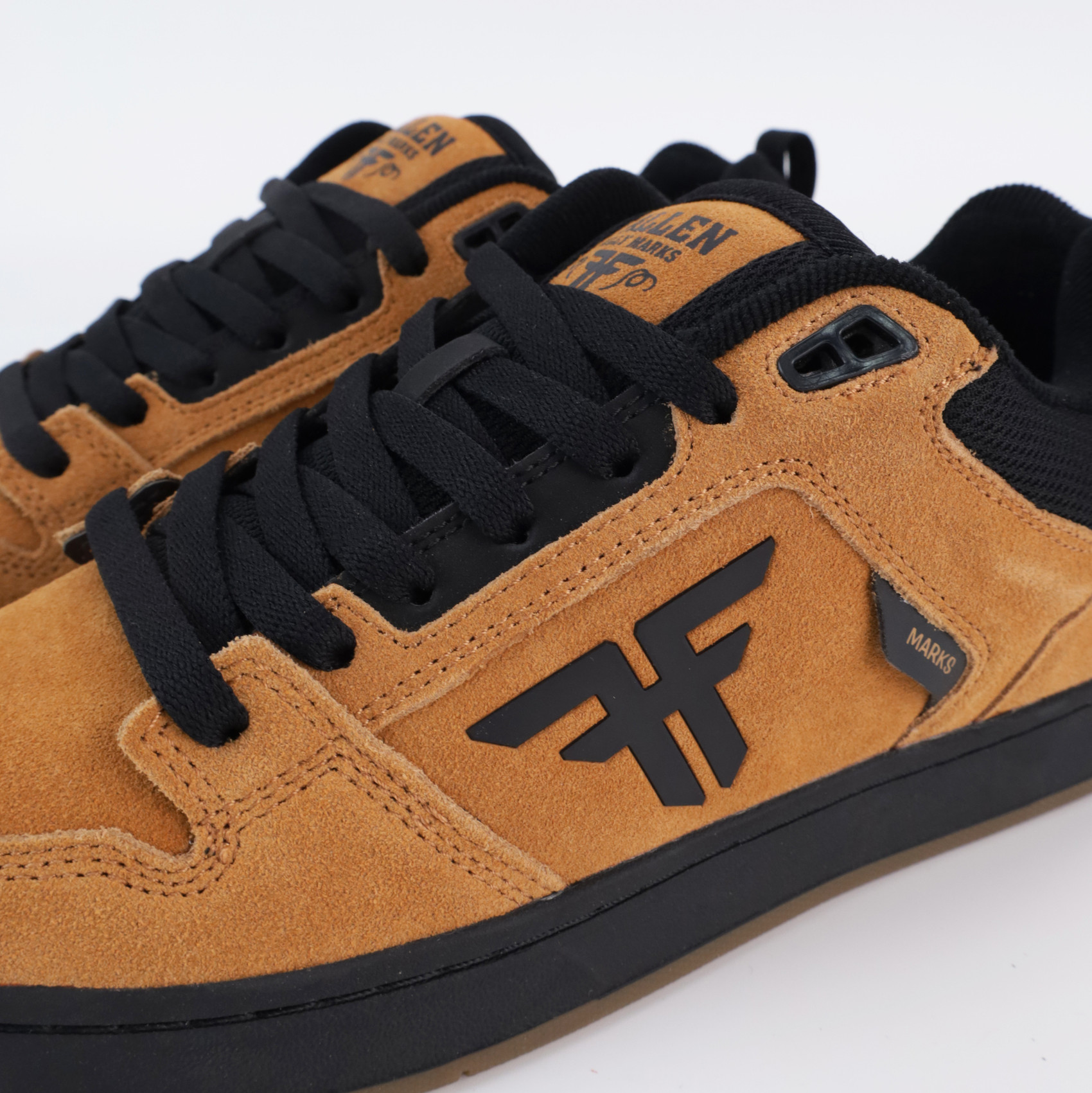 Fallen Revolver (wheat/black/gum) - Billy Marks артикул:FMP1ZA06 - купить в магазине Дайс